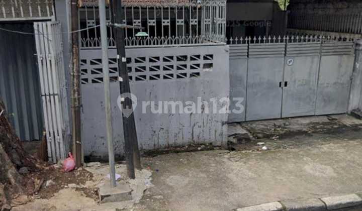 Rent Rumah tua Hook Bisa Usaha Komersil Kebayoran Lama