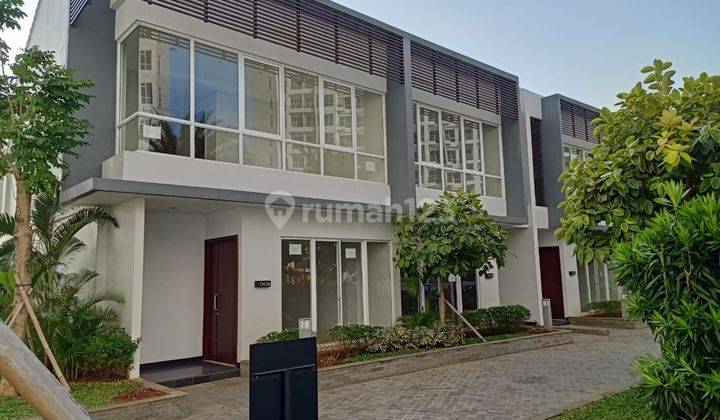 Town House Puri Mansion 72m2 4 + 1 BR Jakarta Barat Harga Murah 1