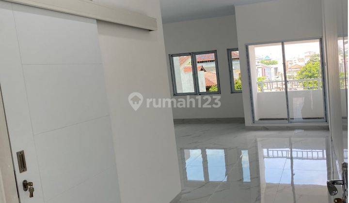 Rumah di Tanjung Duren 3,5 X 21m 3 Lantai 5 Bedroom 2