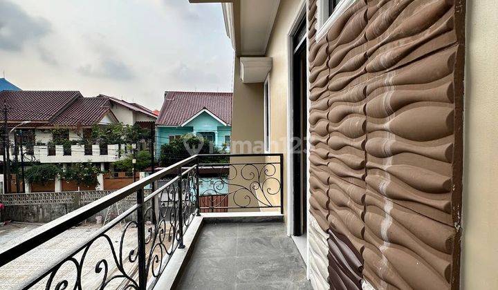 Rumah 2 Lantai Bagus SHM di Pejaten Jakarta Selatan. 2