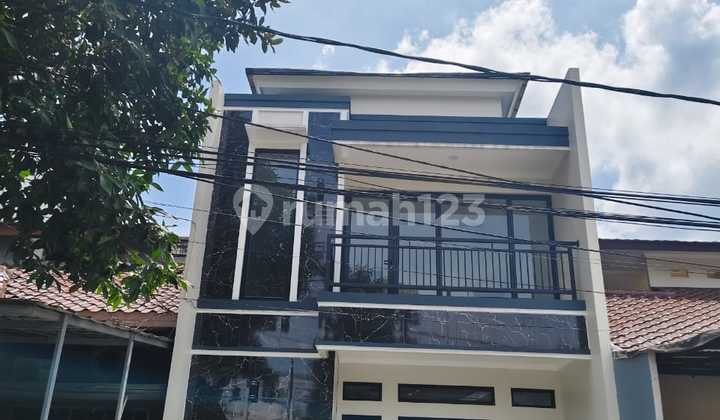 Rumah Baru 2 Lantai New Minimalis Serpong Regency Melati, SHM 1