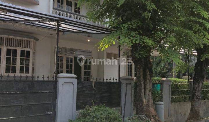 Disewakan Rumah Hoek 2 Lantai Di Permata Buana. Hadap Utara Selatan 2