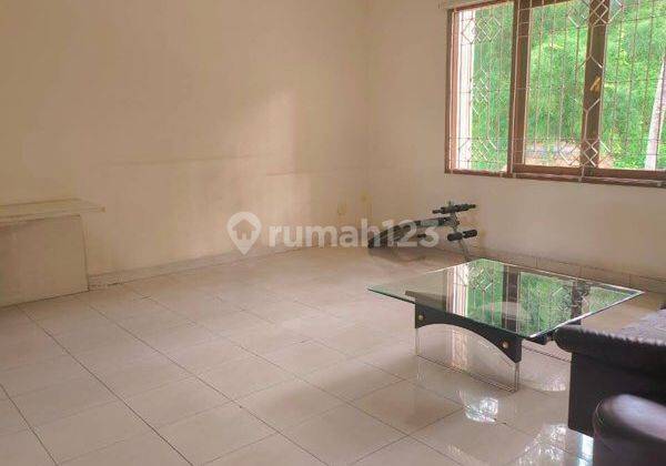  Rumah Semi Furnished Bagus SHM - Sertifikat Hak Milik di Mainroad Sukajadi Bandung Kota Cocok Untuk Ruang Usaha 2