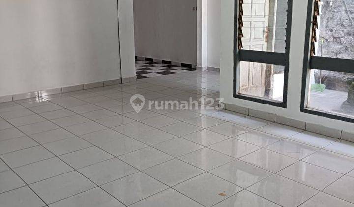  Rumah Semi Furnished Bagus SHM - Sertifikat Hak Milik di Pharmindo, Cijerah 1