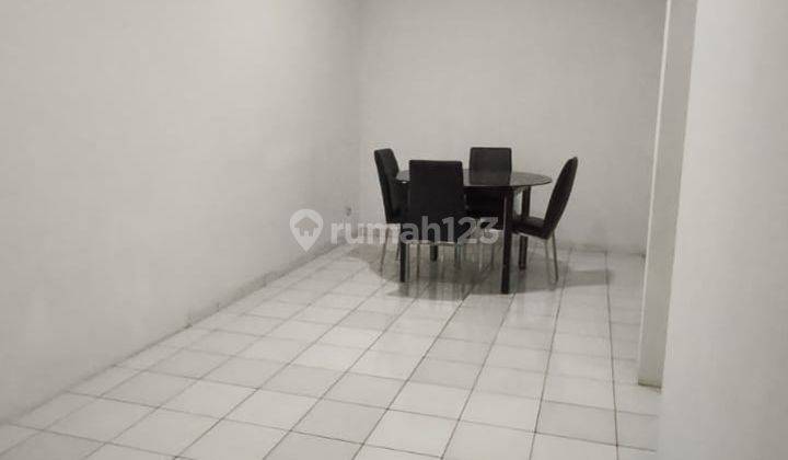 Rumah Bagus Furnished SHM di Taman Kopo Indah, Bandung 2