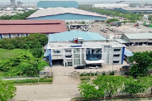 3-Story Warehouse with Office Ready for Use in Marunda