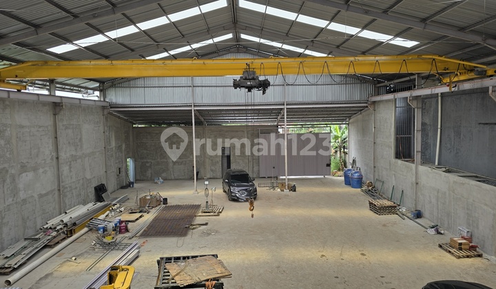 For Rent Ready-to-Use Warehouse Including Hoist Crane Legok Tangerang