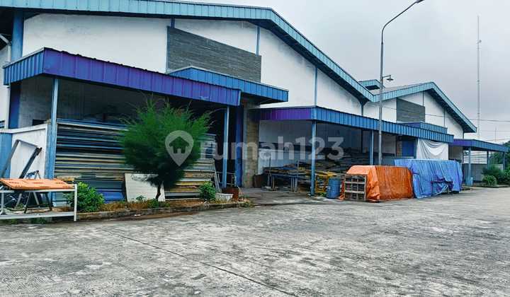For Rent Warehouse in Serang 2km from Ciujung Toll Exit, Area 1050 m²