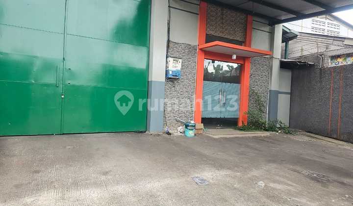 3-Storey Warehouse in Batu Ceper, Daan Mogot