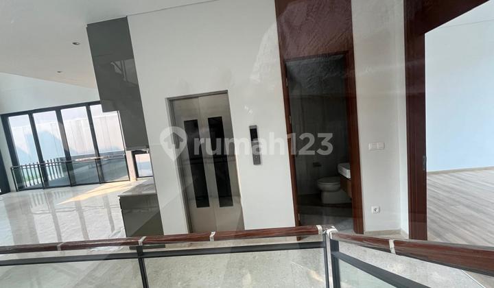 Jual Rumah Mewah Lyndon Nava Park