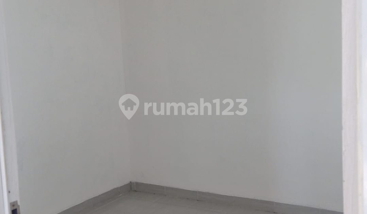 kamar tidur rumah asri dan nyaman di
