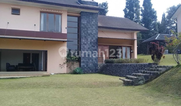 Villa Cilember yang Asri dan Siap Huni di Puncak Mega Mendung