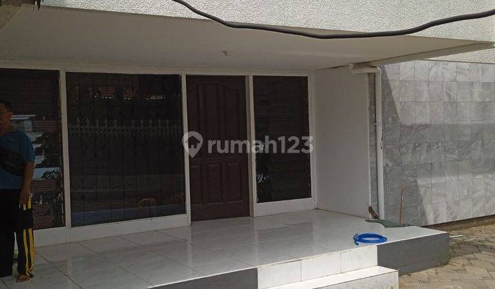 Disewakan Rumah di Jl Manyar Kertoarjo Surabaya 1