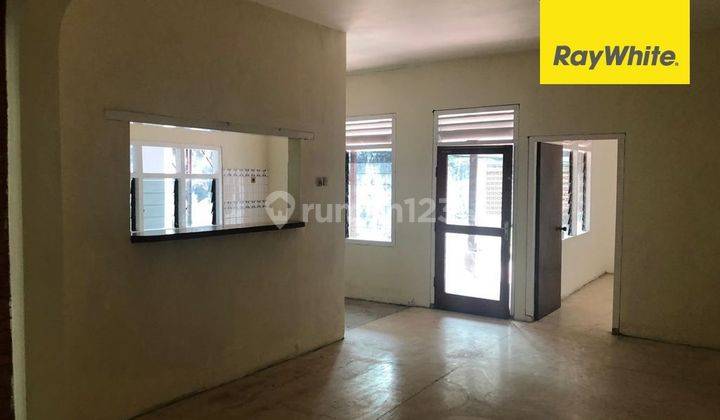 Dijual Rumah SHM di Taman Kendangsari Surabaya 2