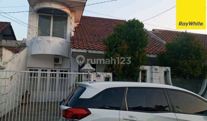 Disewakan Rumah 2 Lantai di Babatan Pratama Wiyung Surabaya 1