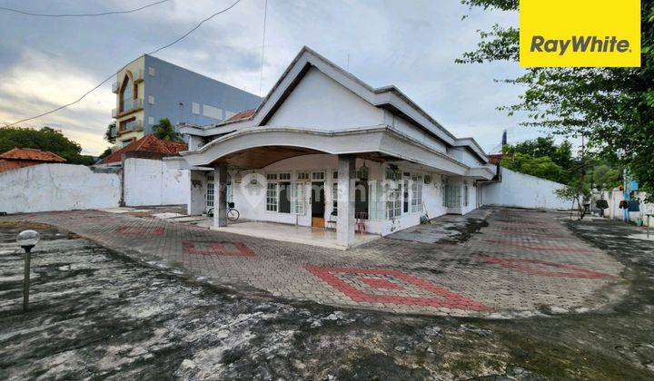 Disewakan Rumah Pusat Kota di Jl Anjasmoro Surabaya 1