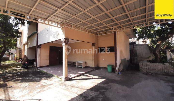 Disewakan Rumah 2 lantai di Jl Pakis Tirtosari Surabaya 2