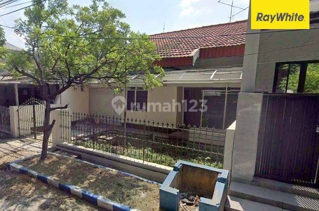 Dijual Rumah SHM di Jalan Manyar Jaya Surabaya 2