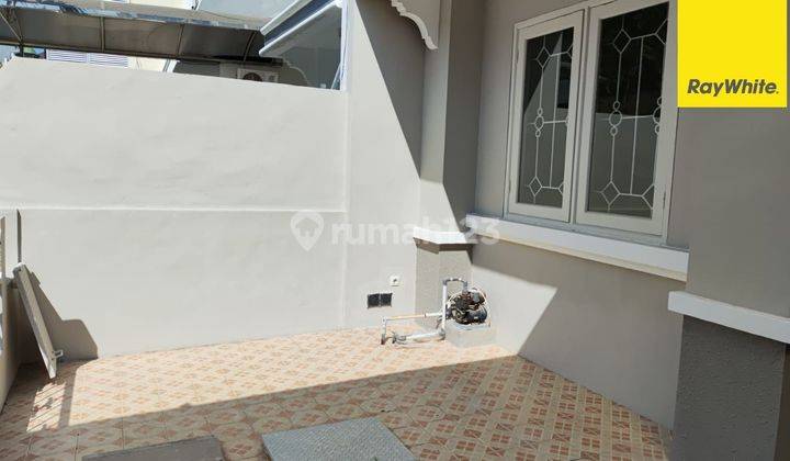 Dijual Rumah SHM di Pakuwon City Taman Mutiara Surabaya 2