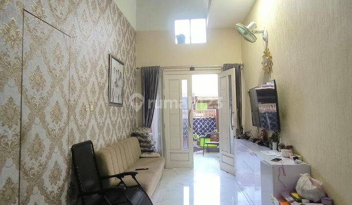 Dijual Rumah 2 Lantai di Jalan Bringin Rungkut Surabaya 2