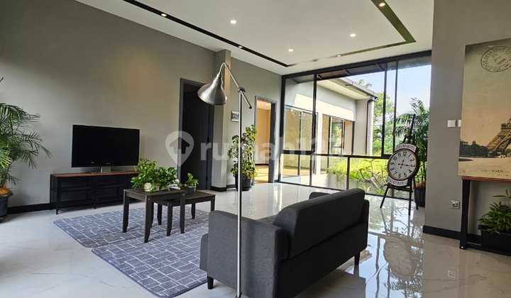 Rumah Estetik Industrial Modern Cluster Banyan The Green Bsd City 2