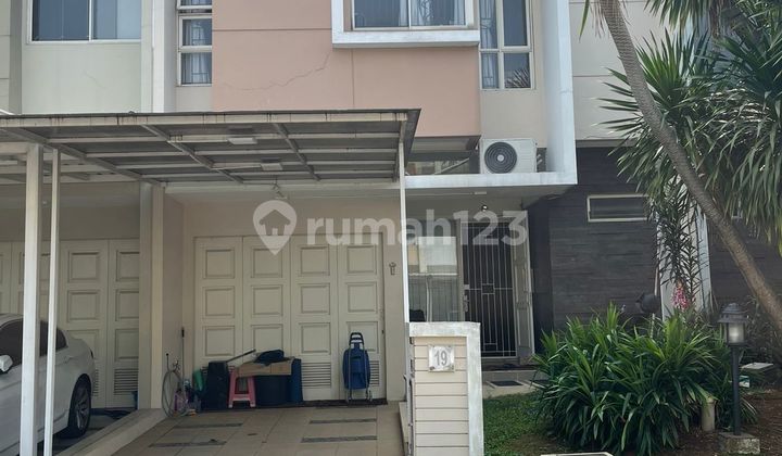 Dijual Rumah Kawasan Spring Canary Gading Serpong 1