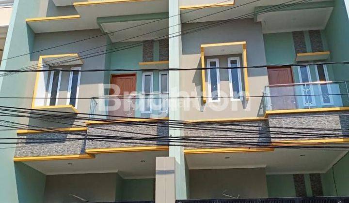 RUMAH BARU DEKAT GREENVILLE 3 LANTAI 1