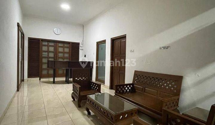 Dijual Cepat Rumah di jl Erlangga Raya 2