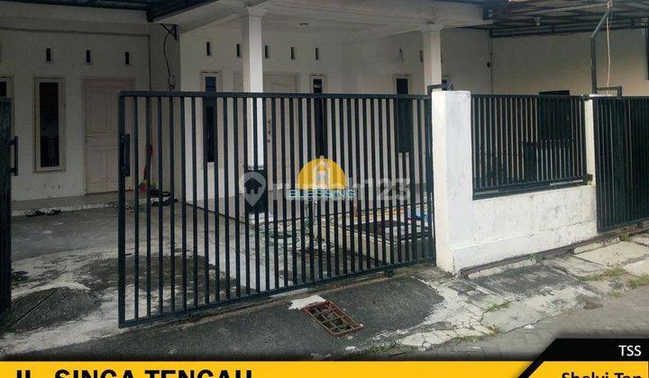 Di jual Rumah di jl.Singa Tengah 1