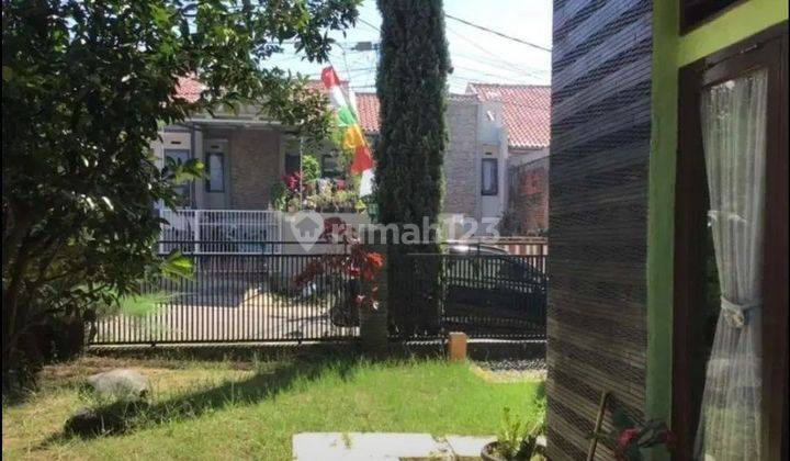 Rumah Cantik 2 Lantai Komplek Ujung Berung 2