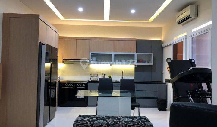 Rumah Bagus Furnished SHM di Kota Baru Parahyangan, Bandung 2