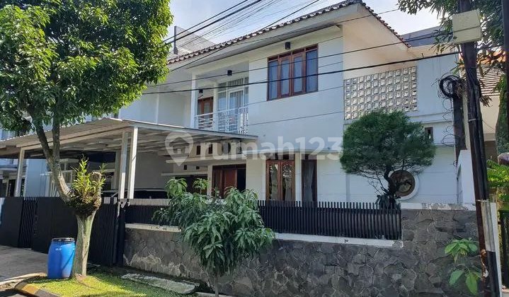 Rumah 2 lantai Terawat Siap Huni Batununggal Rumah 2 lantai Terawat Siap Huni Batununggal