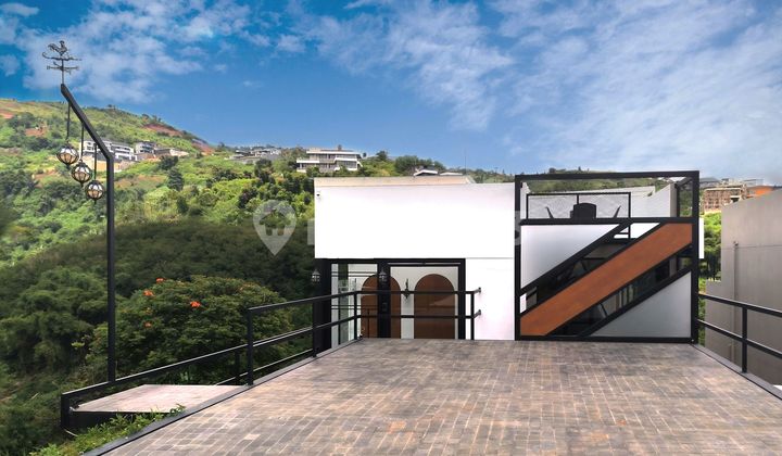 Rumah Villa Sejuk Dago Village Bandung