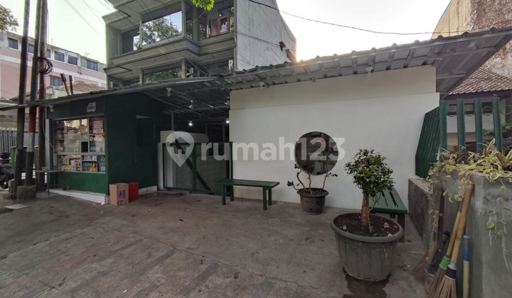 Rumah Terawat  Siap Huni Mainroad Cihampelas