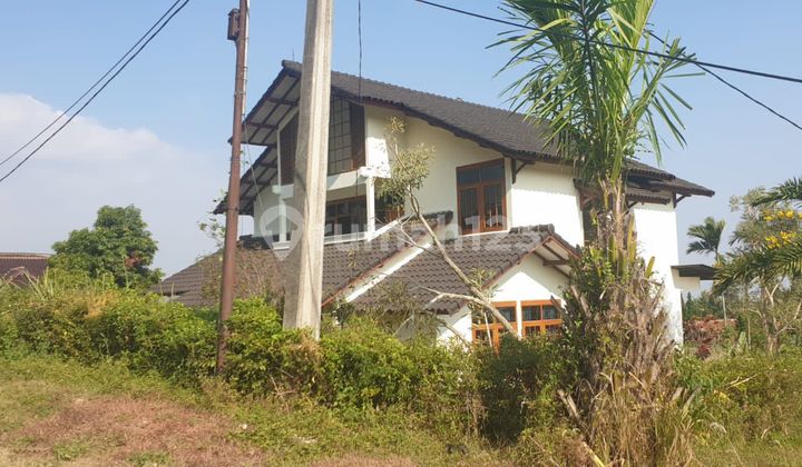 Cool Ready-to-Live House in Katumiri Cihanjuang Bandung 1