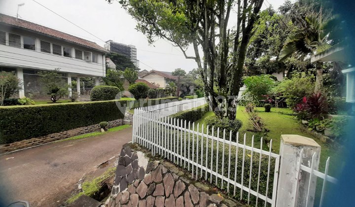 Rumah Asri Sejuk Siap Huni Dago Bandung 2