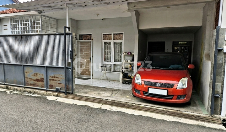 Ready-to-Live Minimalist House Margahayu Raya