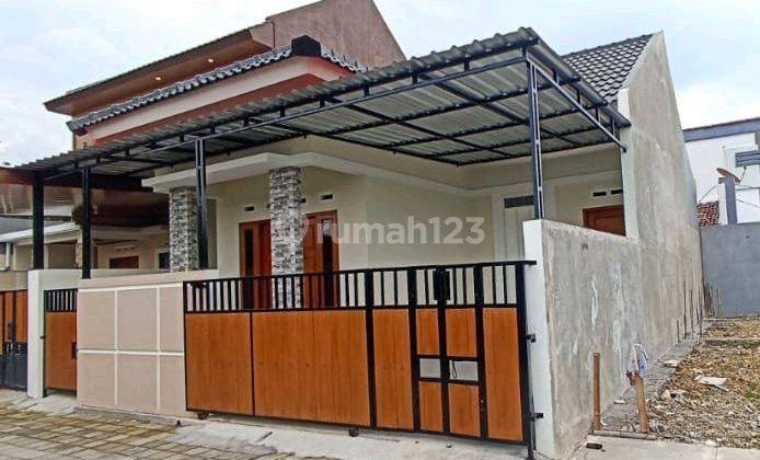 Rumah Baru Siap Huni Dekat Jec & Blok O.  1