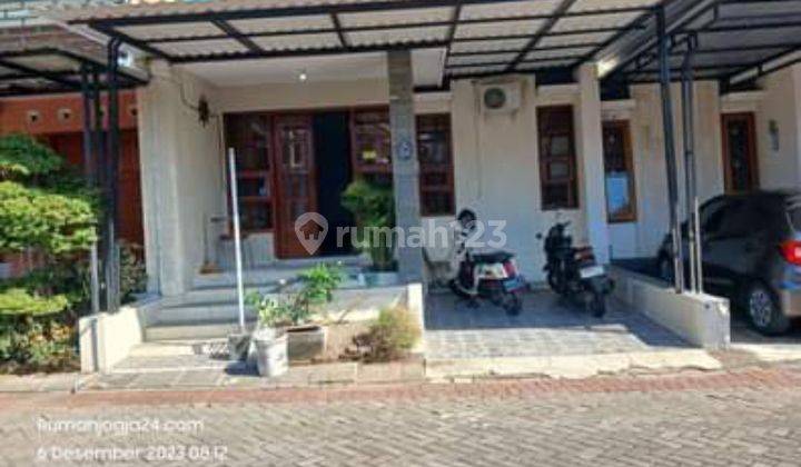 Rumah Full Furnished Dalam Perumahan One Gate Klaten 2