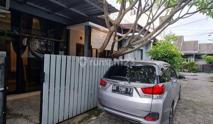 Rumah Depan Ambarukmo Plaza Dalam Perumahan One Gate Jual Cepat 1