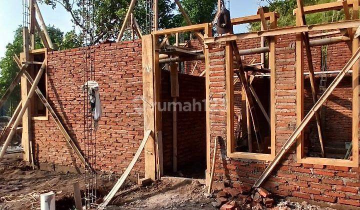 Rumah 200jtan Sleman Timur Legalitas Shm, 10menit Adisucipto. 2