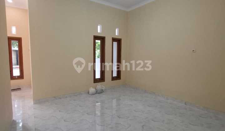 Rumah Baru 300Jtan Berbah 15Menit Bandara Adisucipto