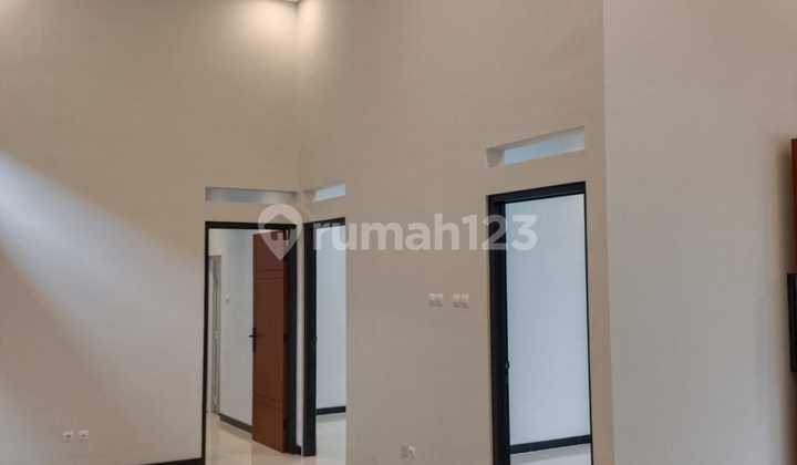 Rumah Elegan Menawan Jakal Km 13 Hanya 10Menit Kampus Uii 2