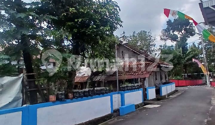 Tanah Pekarangan Dekat Pemda Sleman Mangku Aspal Kampung