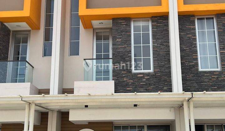 Rumah 3lt 4,5x10 3kt di Cluster Arcadia Pik 2 Pantai Indah Kapuk 1