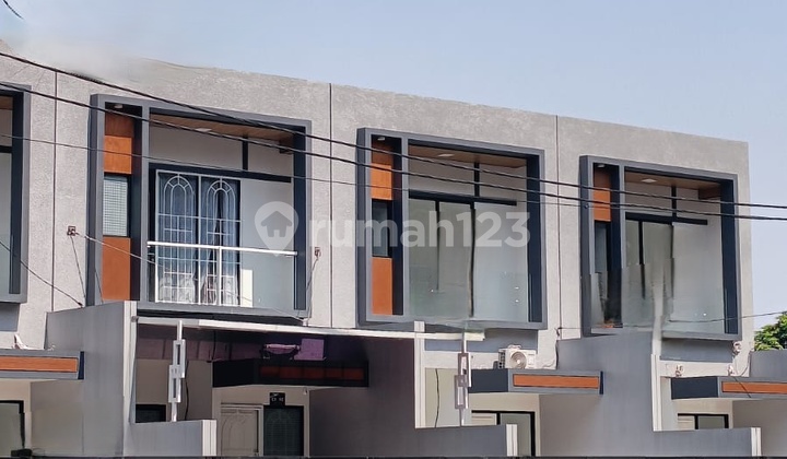 Brand New Rumah Taman Villa Meruya 2Lt 5x25 3+1KT SHM Bisa KPR 1