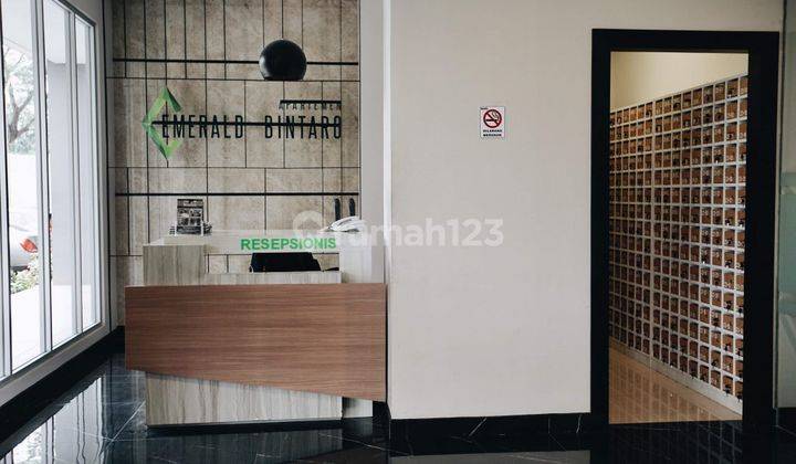 Dijual Cepat Apartemen Emerlard Bintaro Tower B 2KT Semi Furnish  2