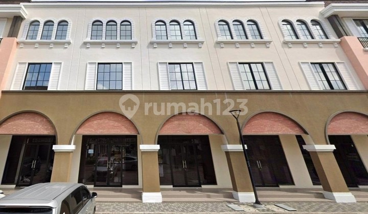 Brand New Ruko Osaka PIK 2 4,5x15 2 Muka Hadap Danau Siap Pakai Brand New Ruko Osaka PIK 2 4,5x15 2 Muka Hadap Danau Siap Pakai