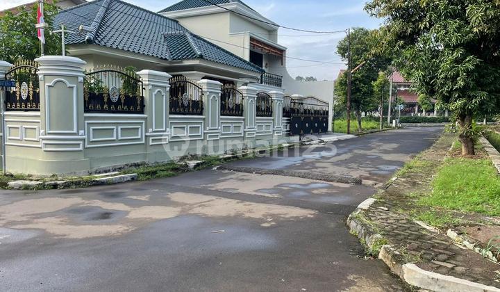 Dijual Rumah Mewah Posisi Hook di Kavling Bulog 1 Jatiwarna Bekasi 2