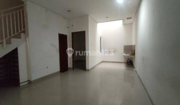 Dijual Rumah Di Town House Jatiwaringin Bekasi  2